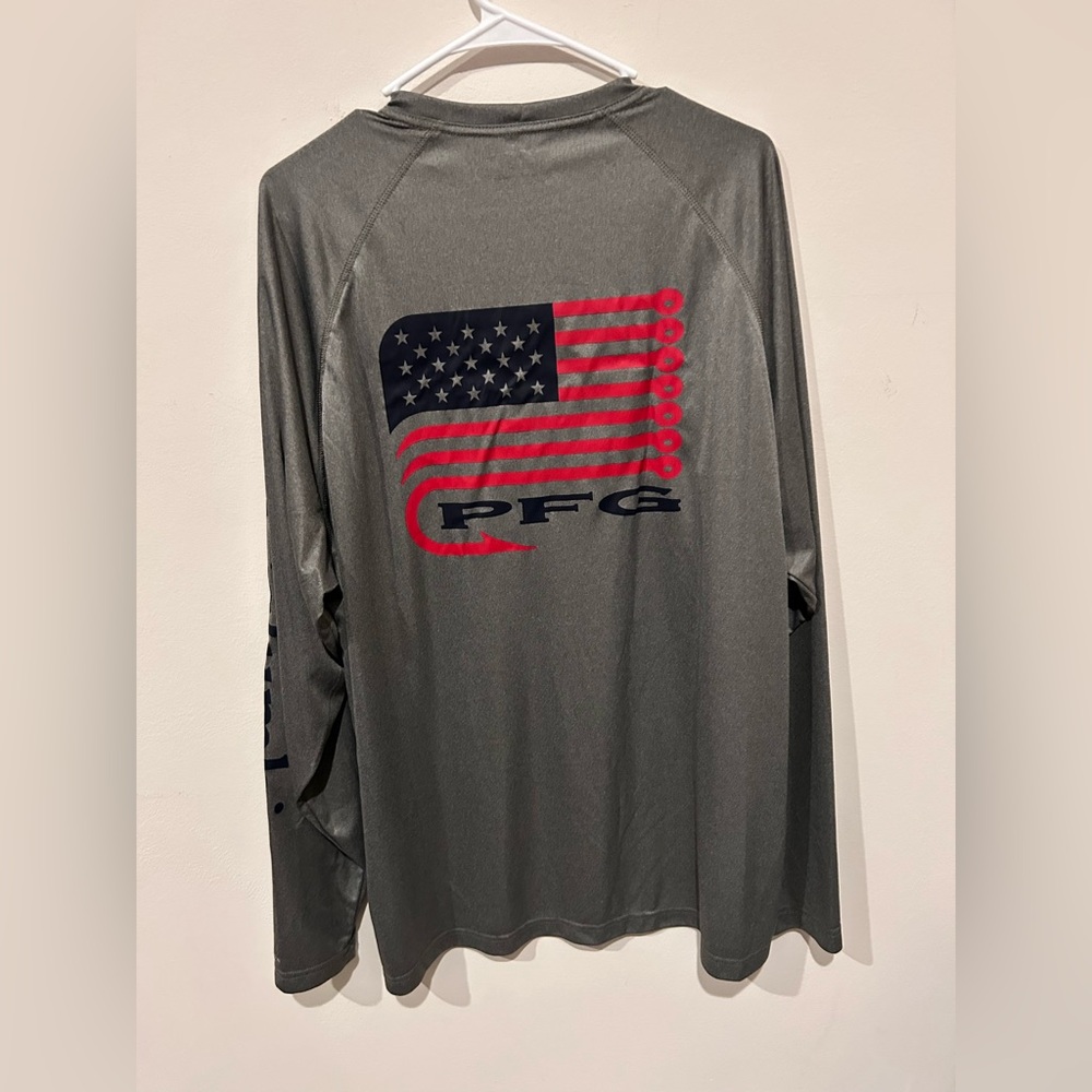 Columbia Longsleeve tee